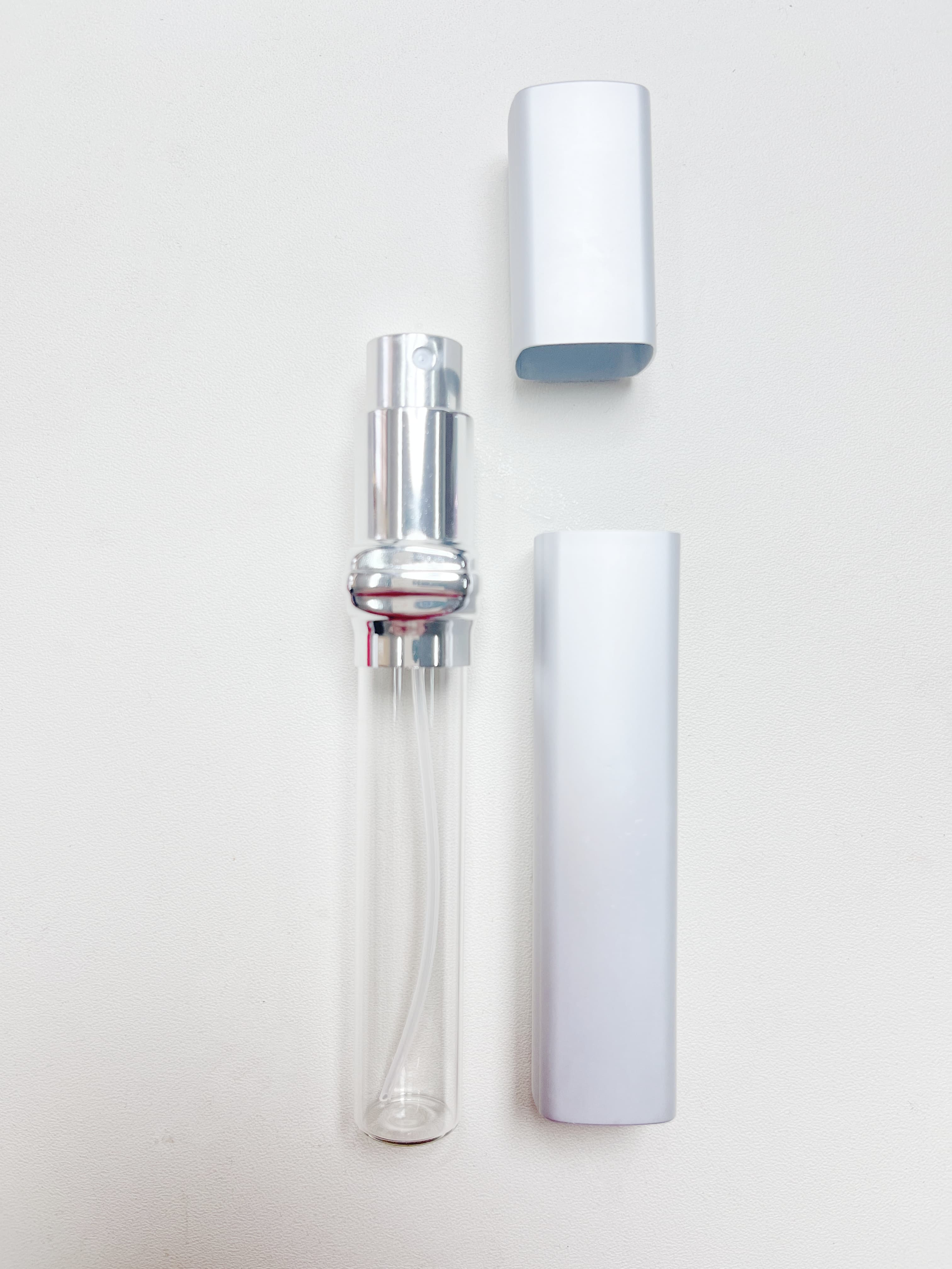 product colorful empty perfume bottles with pump sprayer and screw cap leak proof for aromatherapy and skin care cream-4