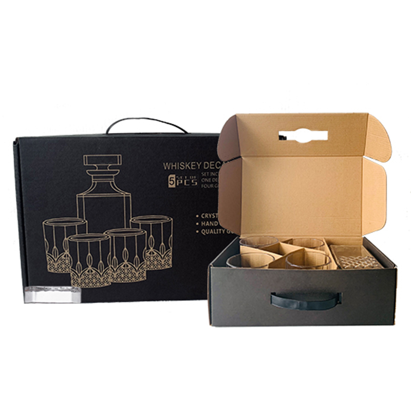 Custom logo smooth square whiskey decanter bottle wine glasses decanter set whisky decanter set with gift box factory