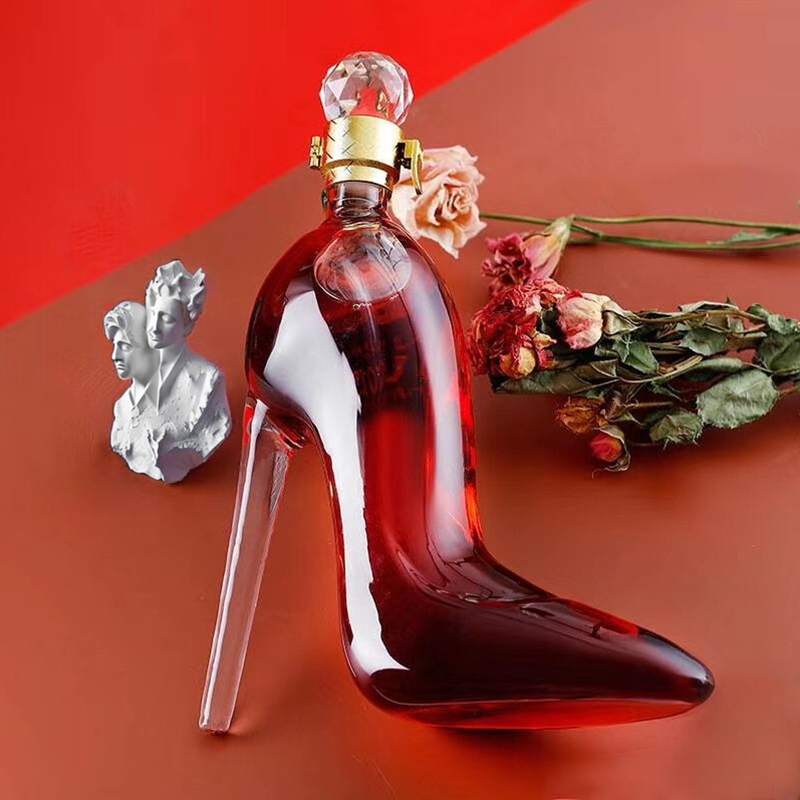 Customized Wholesale Glass Decanter Manufacturer Whisky Set Tea Bohemian Borosilicate Crystal Bottle Intelligent for Wine factory