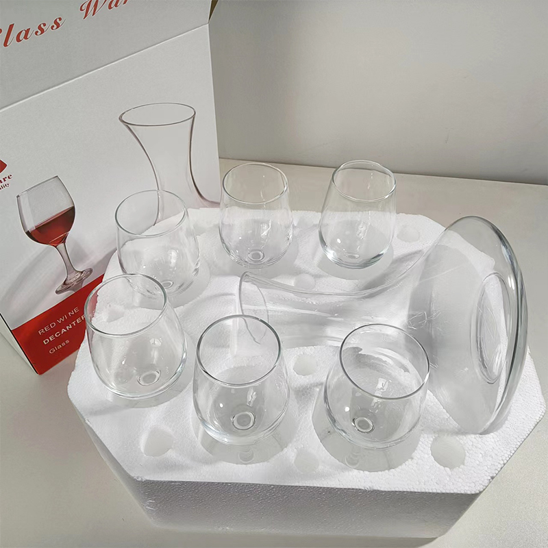 Customized Logo Luxury Red Wine Decanter  and Crystal Glasses high end Gift Box Sets of glasses for Special Occasions manufacture
