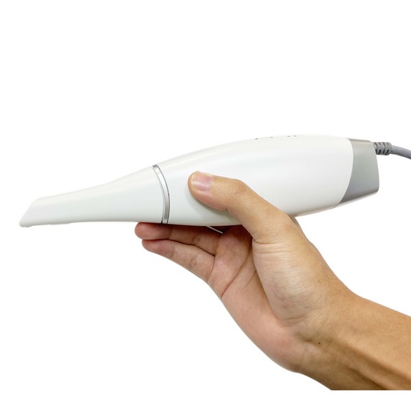 Find the perfect balance of quality and cost with our dental scanners