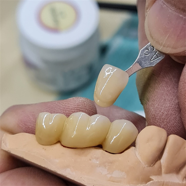 Cost-effective solution for dental laboratories and clinics