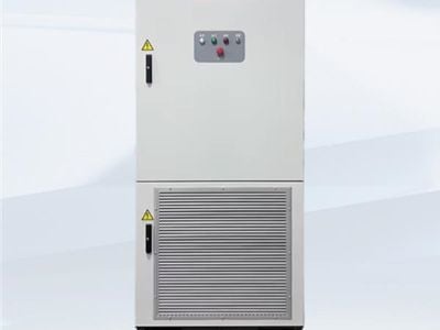 Situação atual e tendência de desenvolvimento das baterias de fosfato de ferro e lítio para veículos elétricos