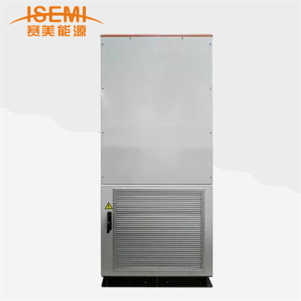 Sbloccare il Potenziale delle Soluzioni di Accumulo Energetico a Batteria per l'Indipendenza Energetica
