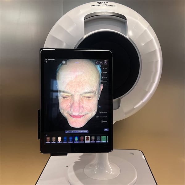 Personalize your skincare regime with insights provided by a skin analysis device