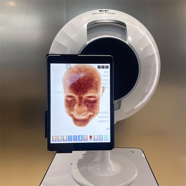 How a Face Analyzer Machine Can Improve Your Skincare Routine?