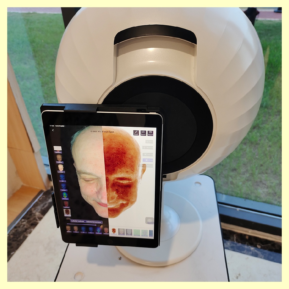 Identifying Your Skin and Hair's Unique Traits with an Analyzer Machine