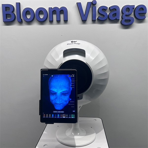 Experience Beauty Beyond the Surface with Our Skin Scanner Online