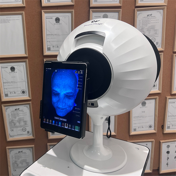 Diagnosing and treating skin issues with precision and care