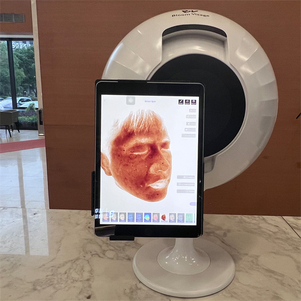 Get an accurate diagnosis of your skin concerns with online photo technology.