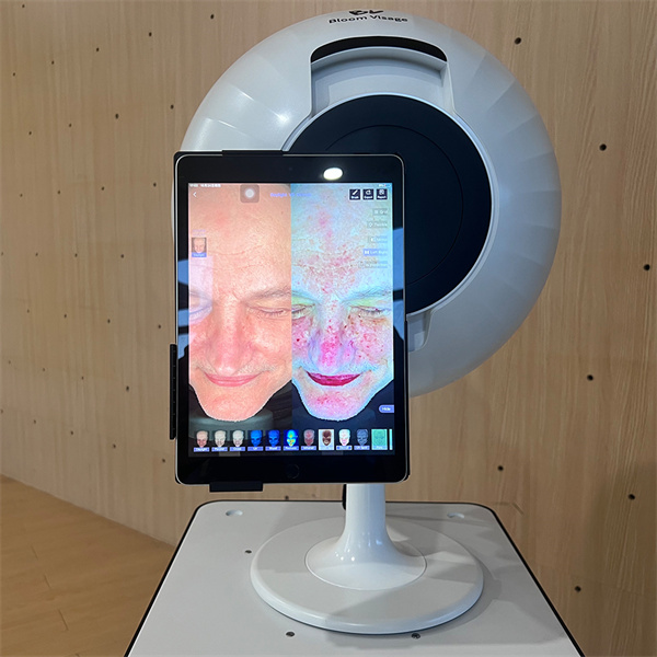 Utilizing a Professional Skin Analysis Machine
