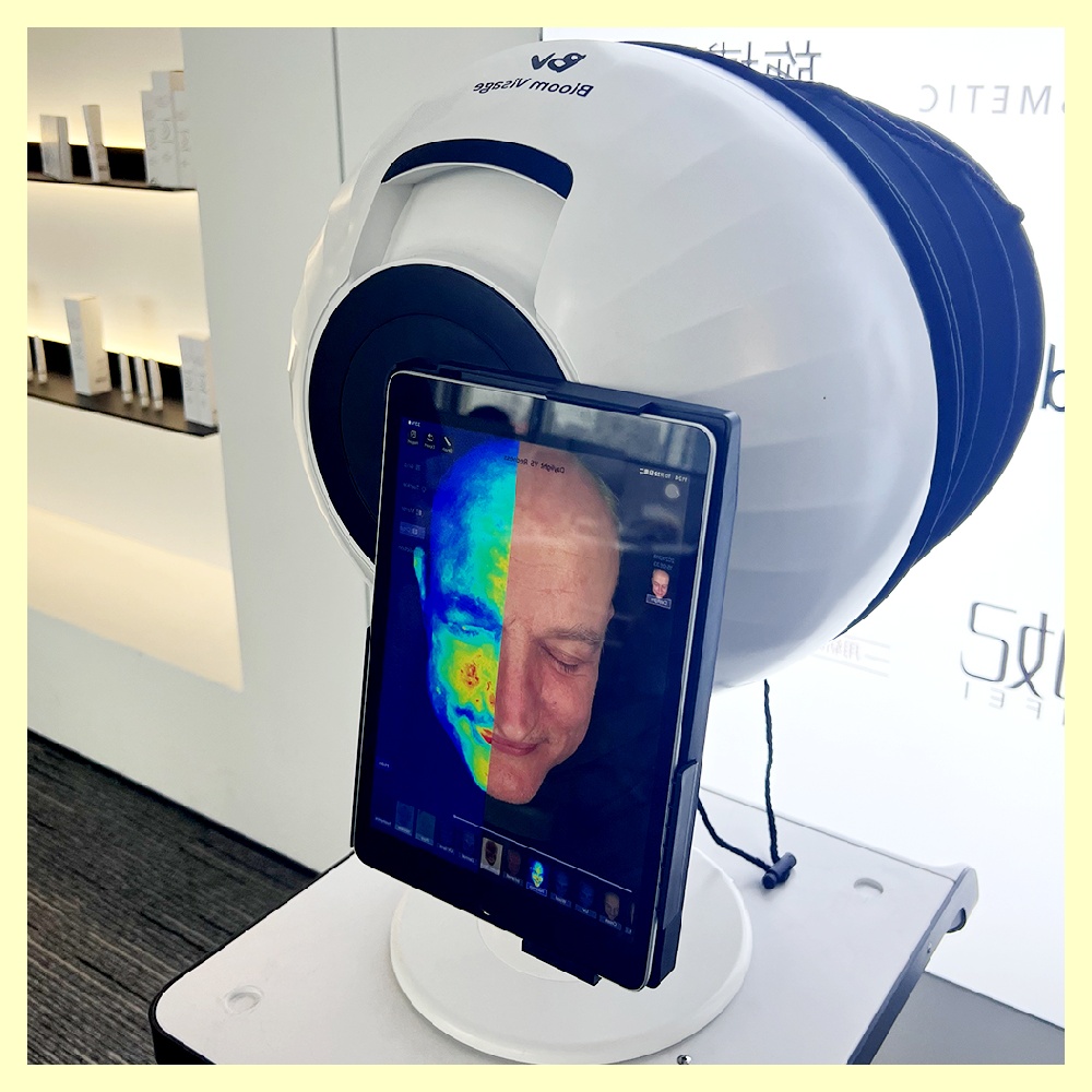 Discovering Your Facial Expressions With Face Analyzer