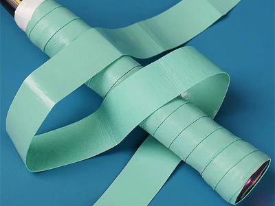 Améliorez les performances de votre raquette avec des options premium de poignée de badminton
