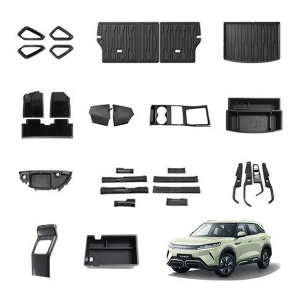 Complete your look with Yuan Up's trendy accessories