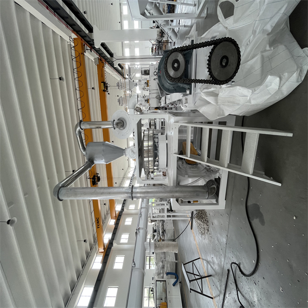 Ħadd mal-ħsab tal-Kif Jistaqbil l-HDPE Extruder Machine