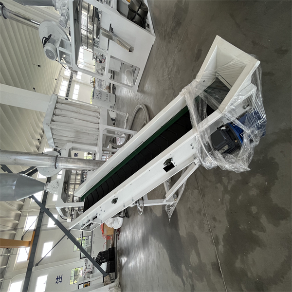 Designatus pro productione magna voluminis