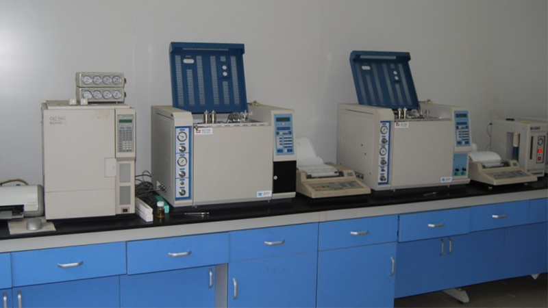 Kromatografi Likuid Bertekanan Tinggi (HPLC)