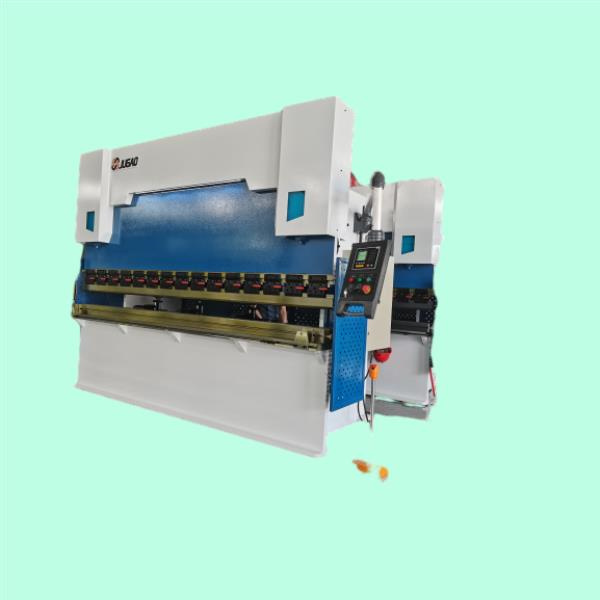 NC Press Brake-maskinen.