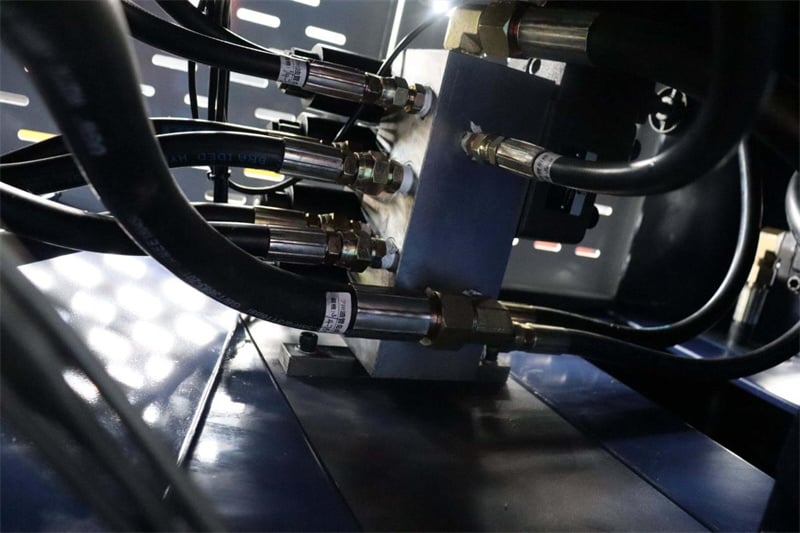 How to solve the pressure gauge problem of the pipe bending machine?