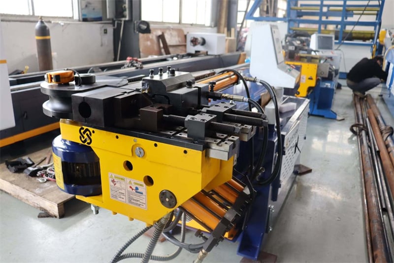 How to properly lubricate a pipe bending machine?
