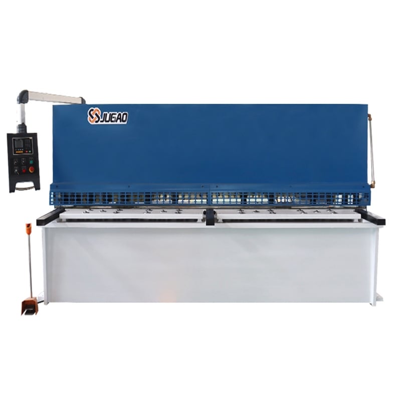 QC12K ماكينة قص CNC من النوع الراجح