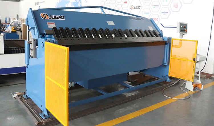 Folding machine manufacture