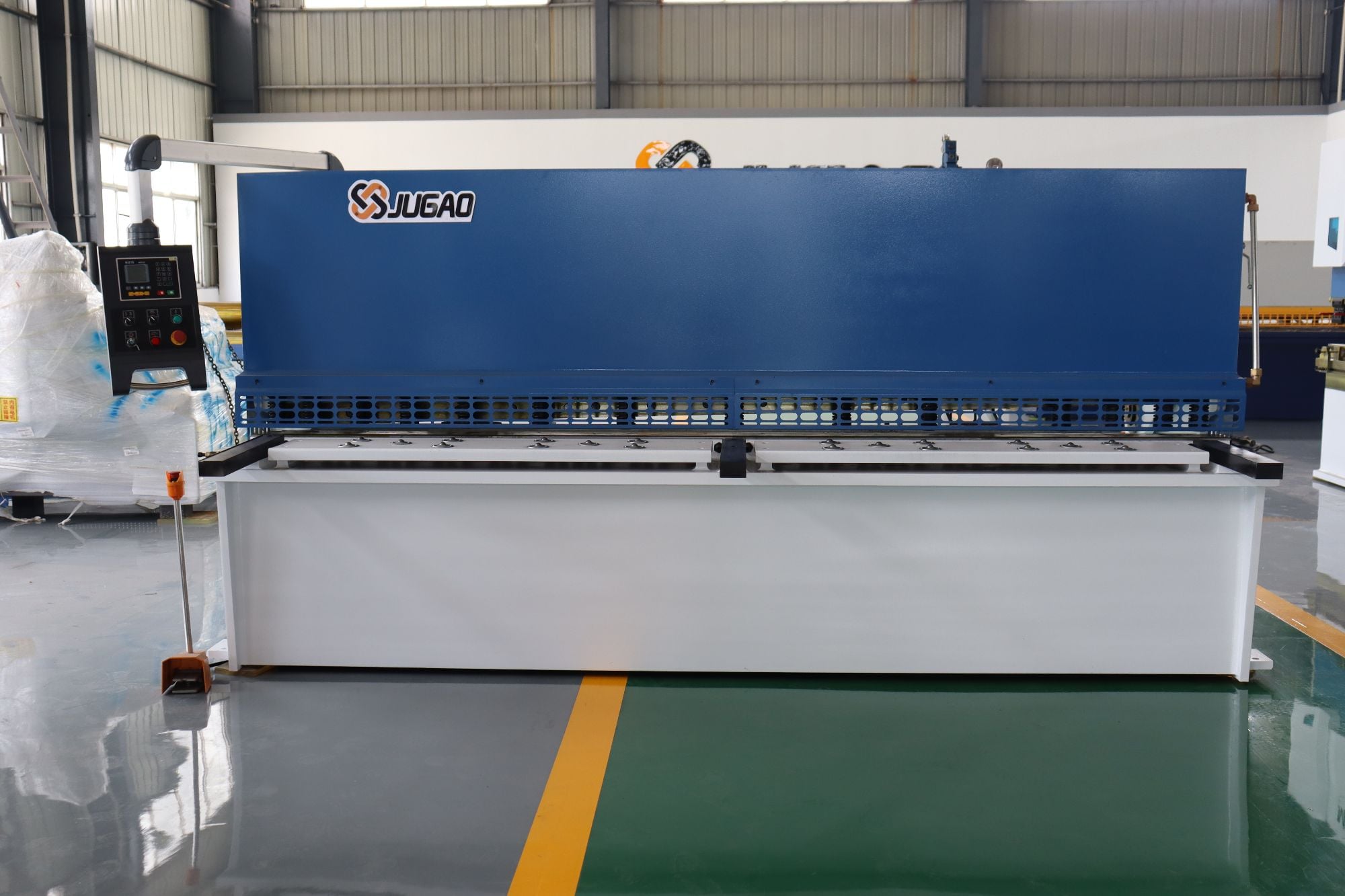 Máy uốn laser cho việc uốn chính xác
