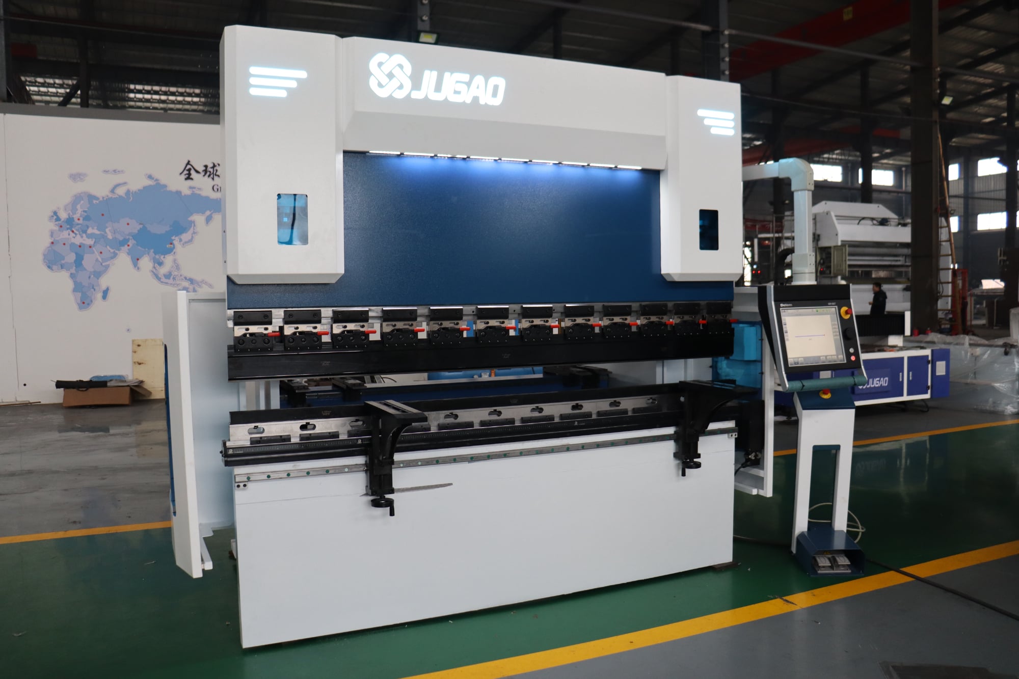 CNC 서보 프레스 브레이크를 통한 생산성 향상과 품질 관리