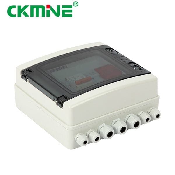 Maximizing efficiency with a high-quality combiner box