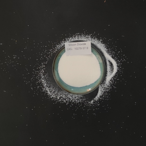 Harnessing the properties of silicon dioxide for advancements in technology and medicine