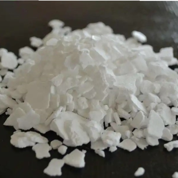 Different applications for calcium chloride flakes in the industrial sector