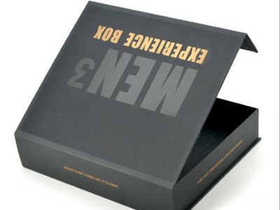 Paper gift boxes with custom printing boost brand visibility