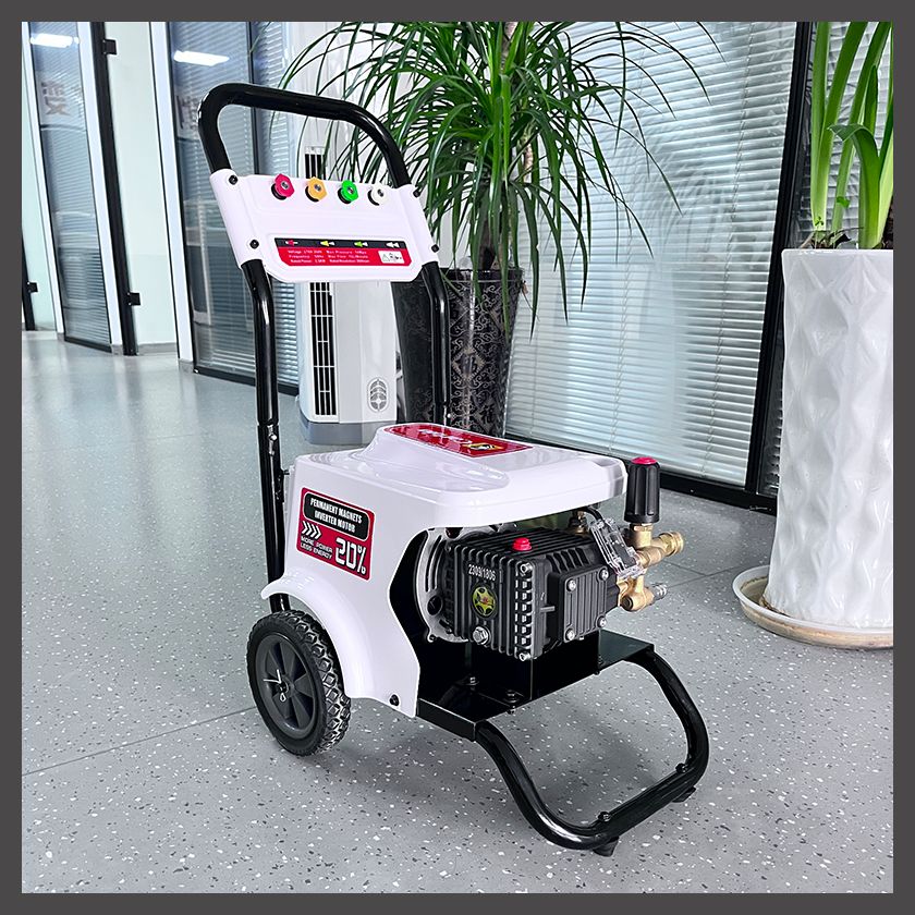 Versatile cleaning for various surfaces with bar pressure washer