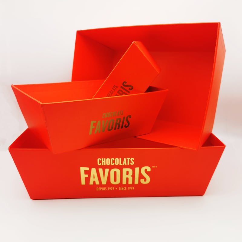 High-quality hard paper print gift basket for rich chocolates