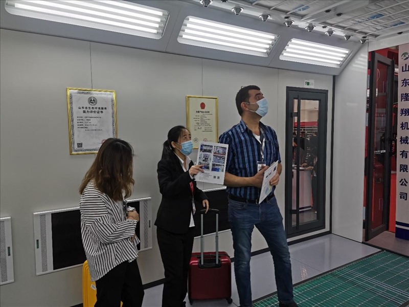 Shandong Longxiang's booth at the 2021 AMR Beijing International Automobile Exhibition was extremely popular