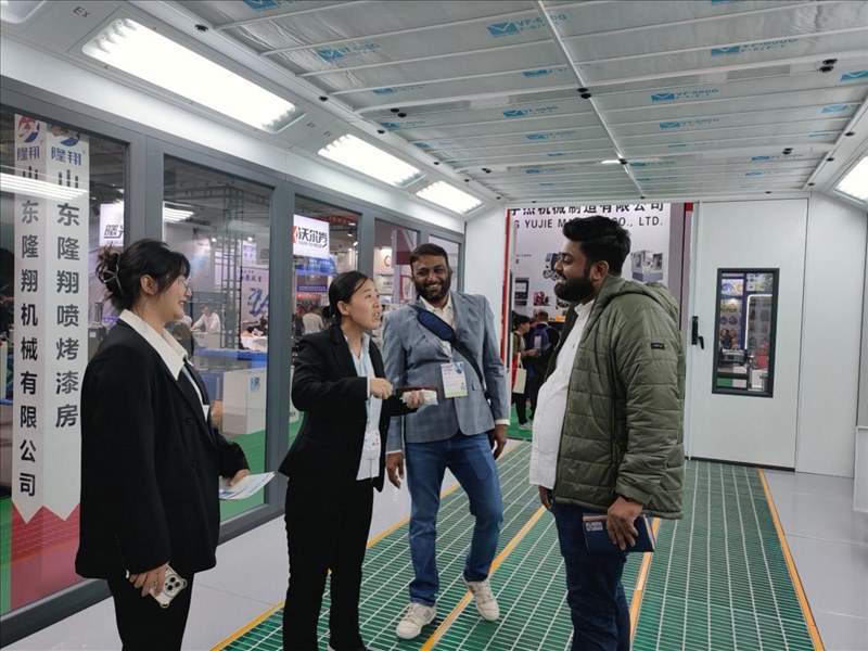 2023 Automechanika (Shanghai)  Shandong Longxiang Machinery Co., Ltd harvested customer praise