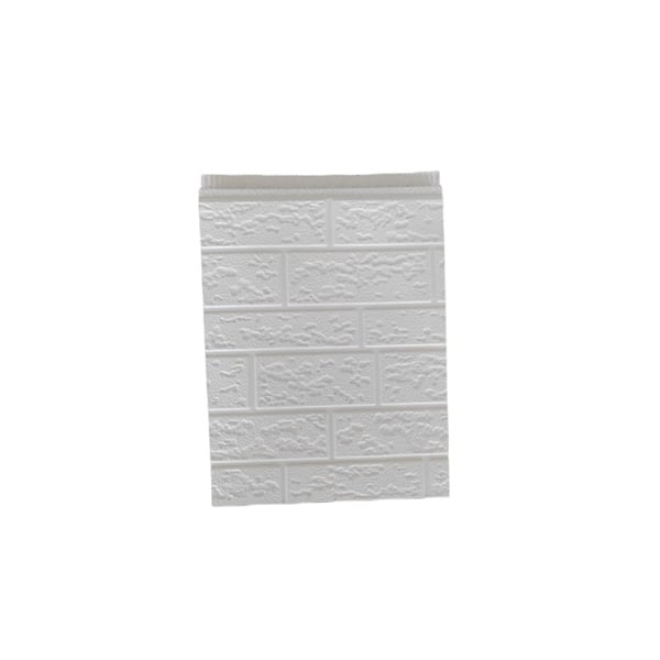 The various uses of aluminium sandwich panels in different industries.