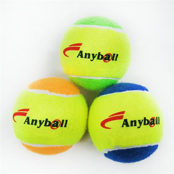 Tingkatkan rentak kaki anda dengan bola latihan tenis dinamik