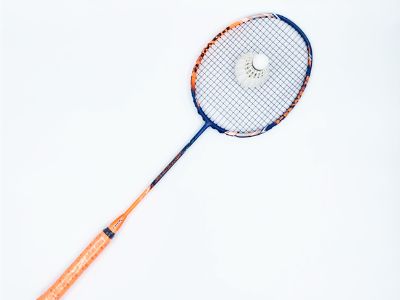 Badminton raketa yetkazib beruvchisi: Yengil va kuchli dizaynlarga e'tibor qaratish