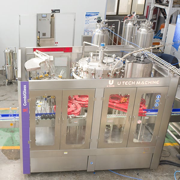 Precision and speed in every bottle filled with our revolutionary machine