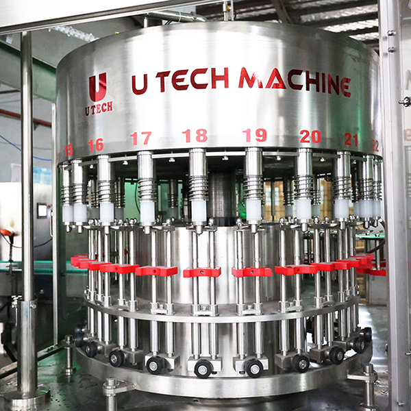Streamlining Water Bottle Production with Cutting-Edge Machinery".