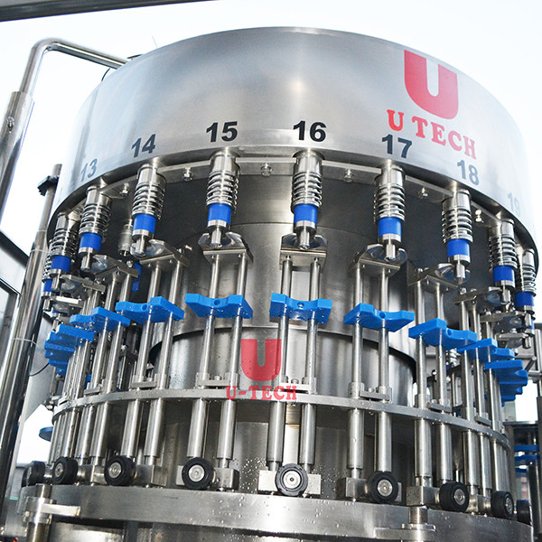 Compact solutions for bottling needs.
