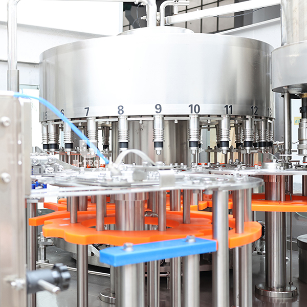 Automated bottling plant machine reduces human error