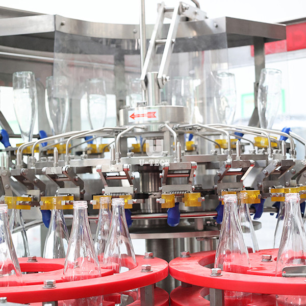 Increase productivity and consistency with a wine bottle filling machine