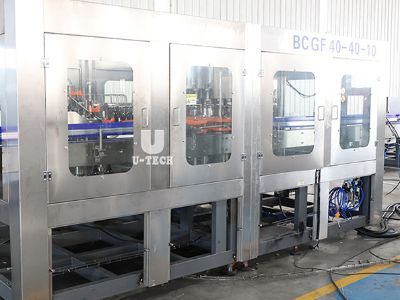 How to choose the right conveyor system for an automatic bottling machine