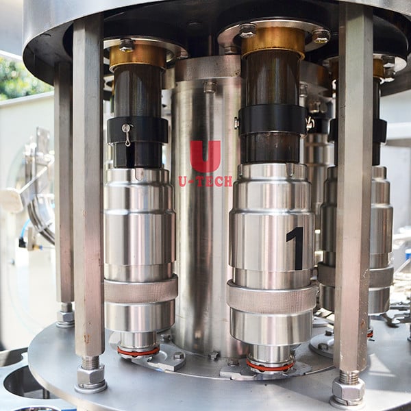 Understanding the Process of a Fully Automatic Water Bottle Filling Machine