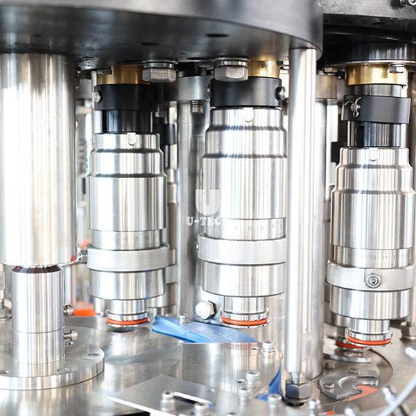Bringing Professionalism to Your Small Water Bottling Setup with High-Quality Equipmen