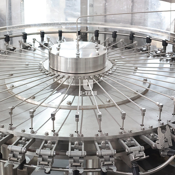 Flexible and customizable pet bottle filling and capping solutions