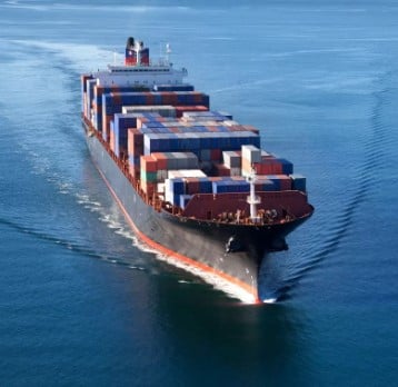 Kā ieviest jūras pārvadājumus savā logistikas stratēģijā