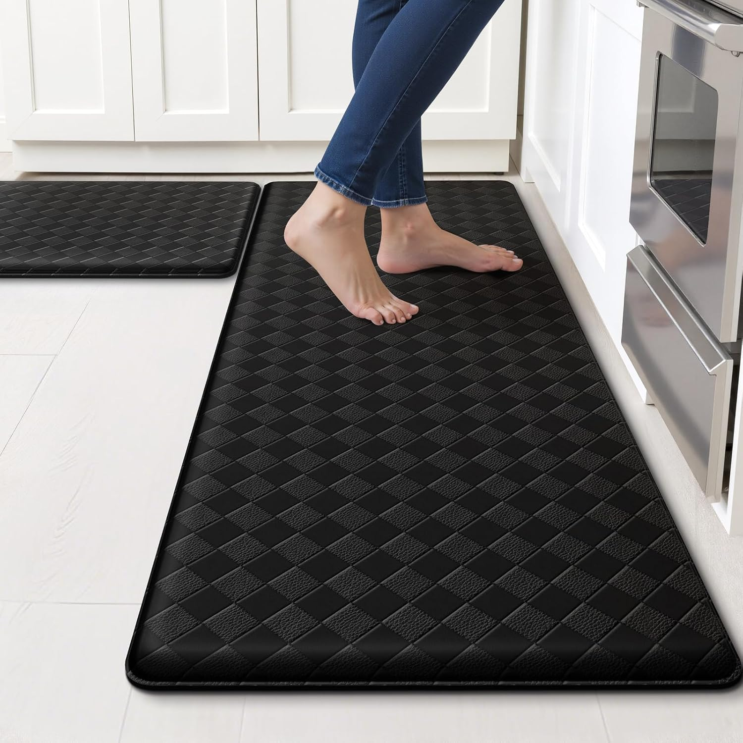 How to choose anti fatigue kitchen mats that provide maximum comfort?